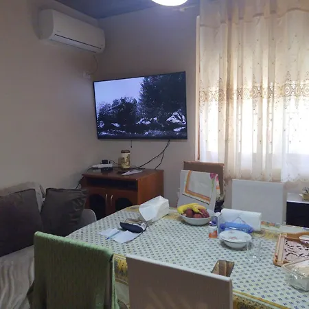 בית אירוח Peaceful Home, Garden&garage *
